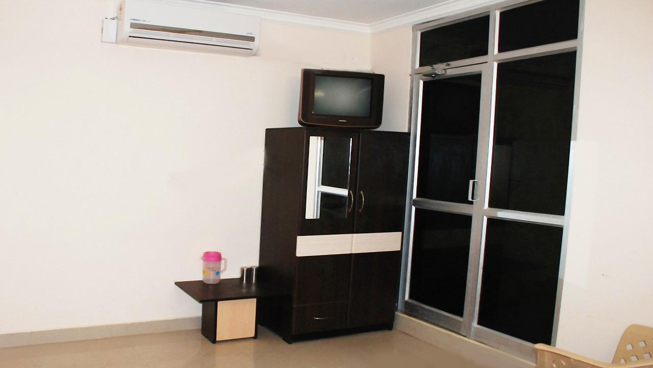 Ramas Residency Villa Srikalahasti Buitenkant foto